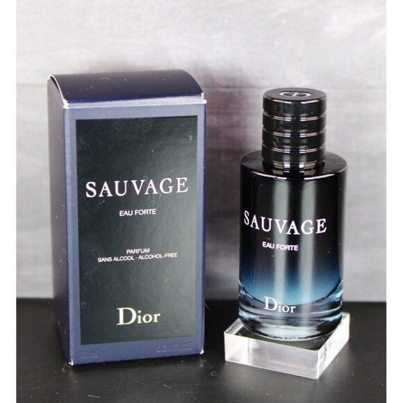 DIOR Sauvage Eau Forte Parfum Mini Splash Alcohol Free 10ml Glass Bottle NIB - Picture 2 of 3